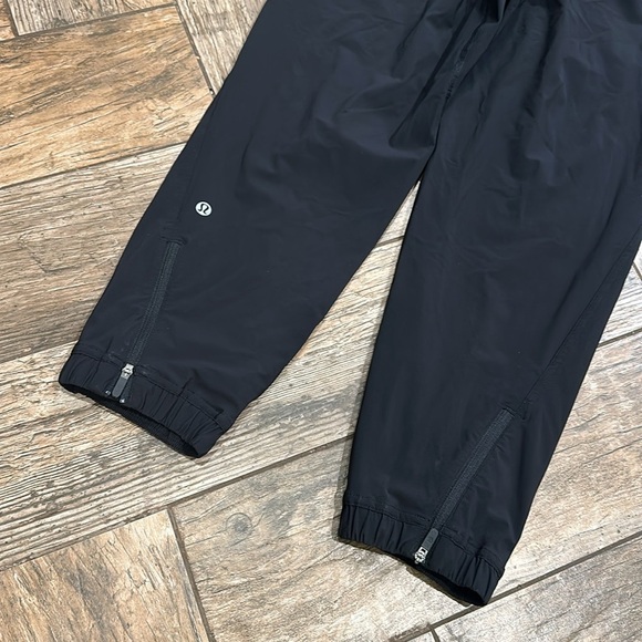 Lululemon Adapted State High-Rise Cropped Jogger black 4 - Picture 6 of 6